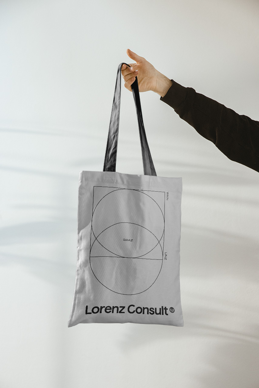Lorenz Consult Design Weiß Jack Coleman